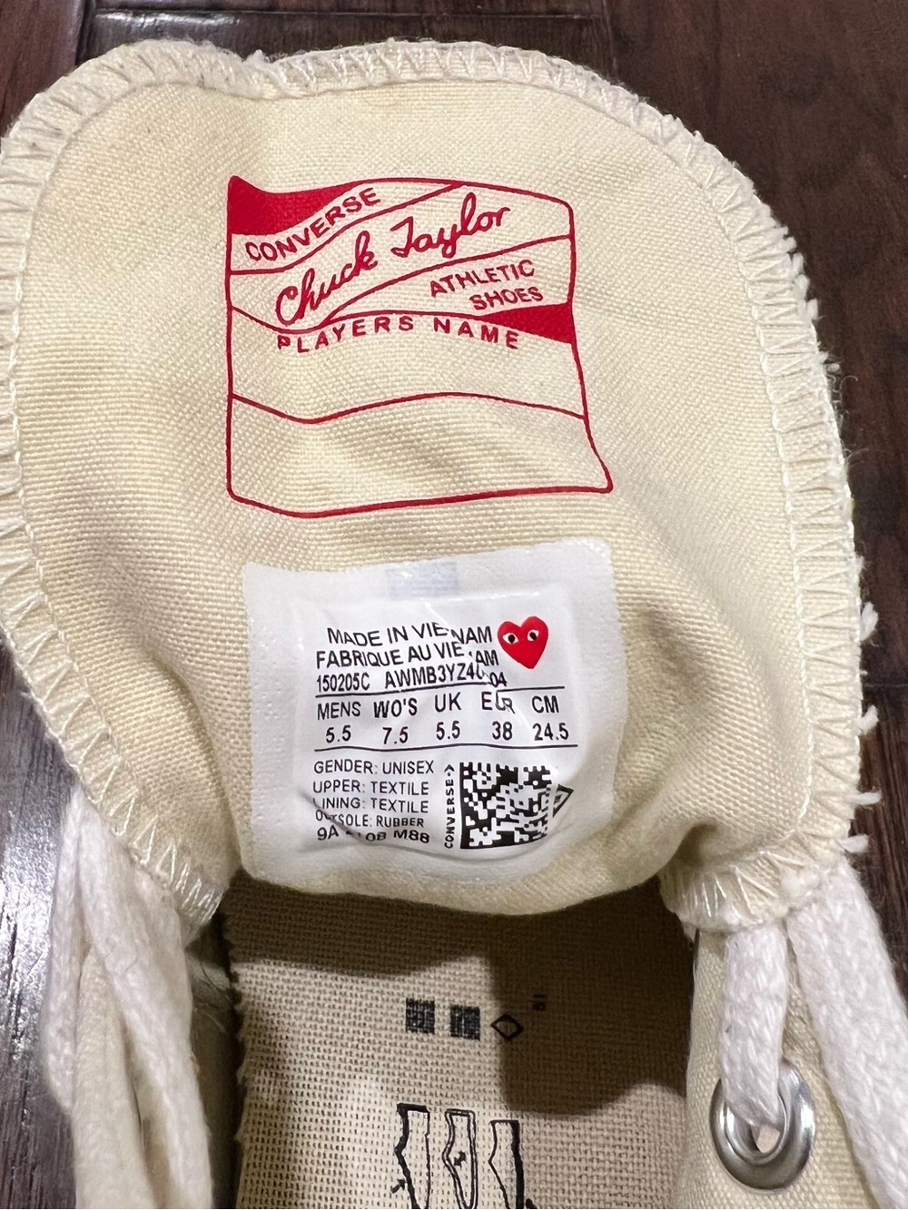 Converse x Comme des Garçons PLAY Chuck 70 Hi Top Unisexe Sneaker - Picture 9 of 10